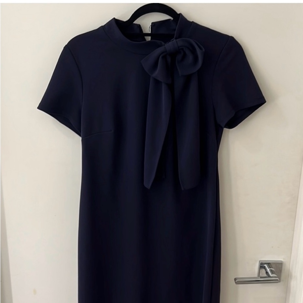 Elegant Black Dress with Bow Detail